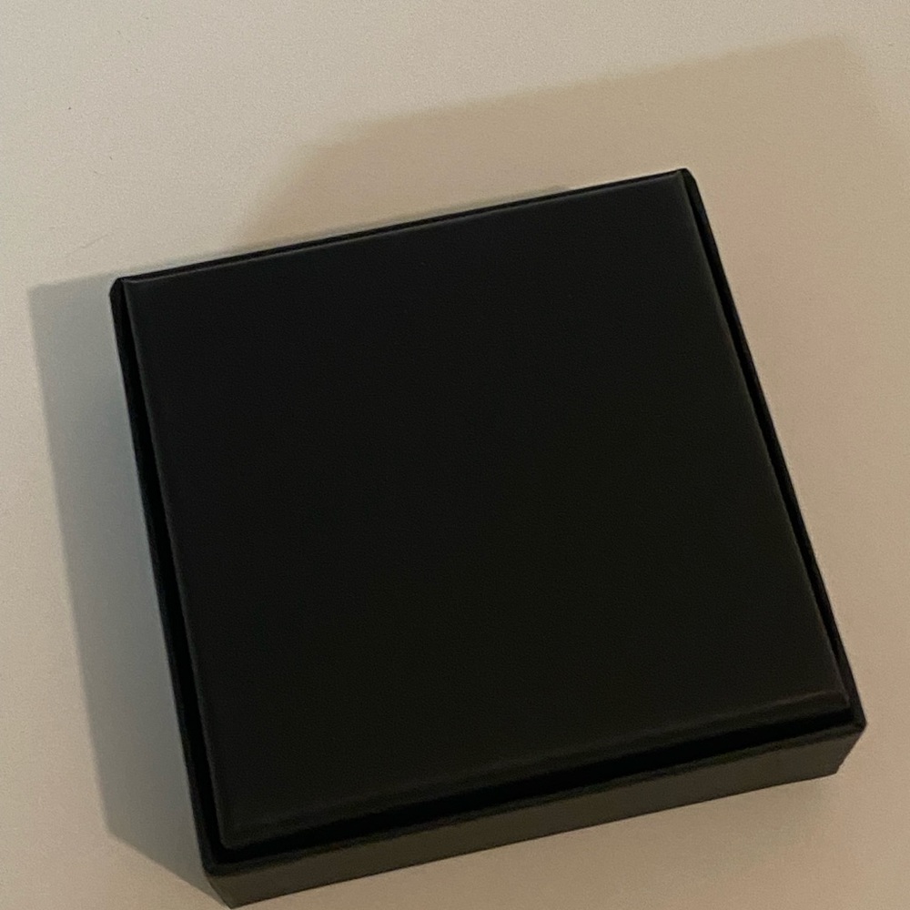 Chanel Brooch Box - Picture 4 of 5